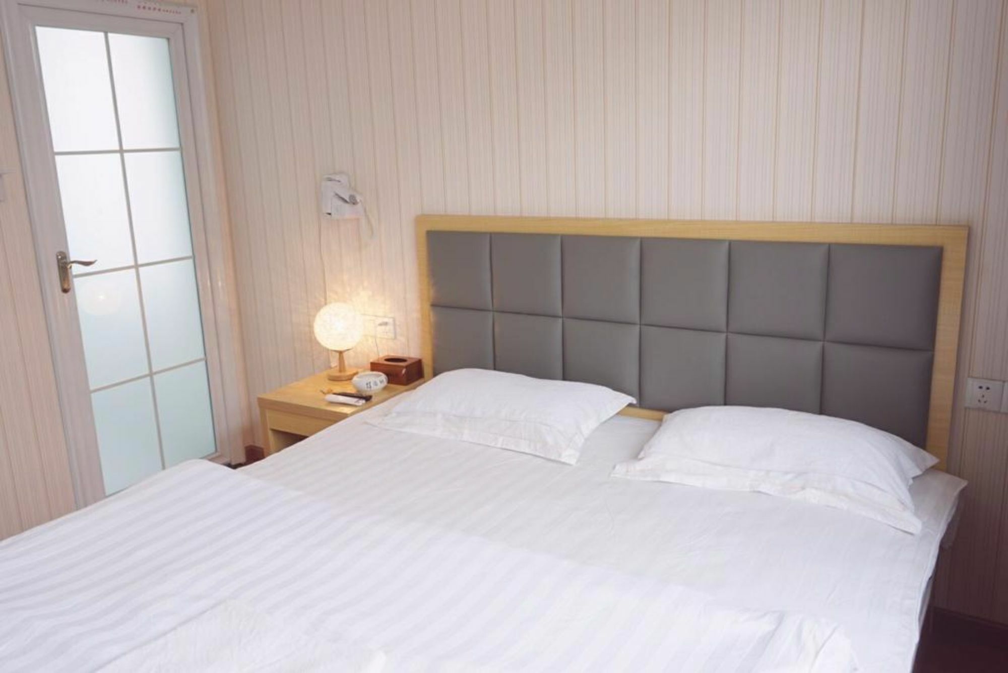 Huanlesong Youth Hostel Wuhan Luaran gambar